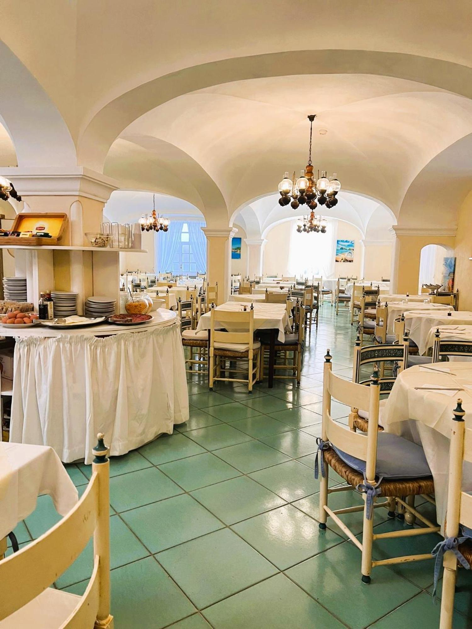 Av Club Terme Colella Otel Forio di Ischia Dış mekan fotoğraf